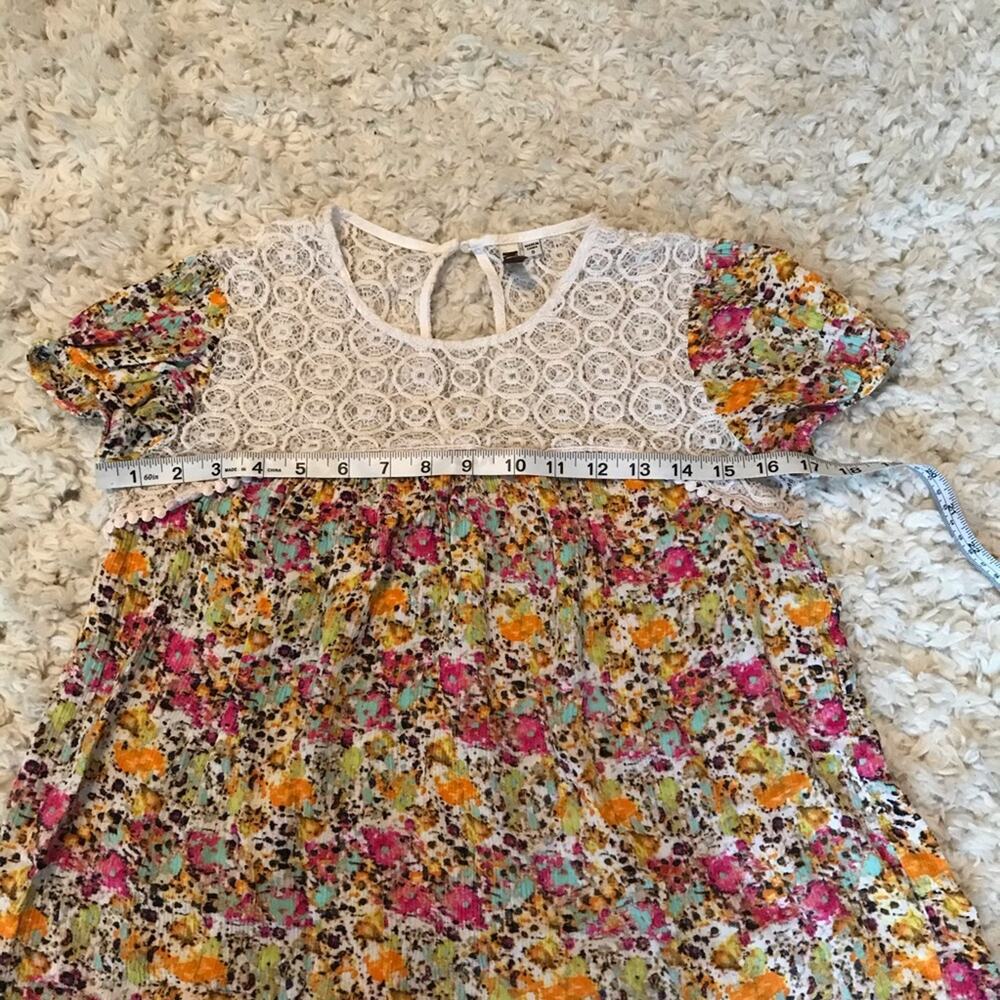 Kut from the Kloth floral lace Pom detail small - Picture 4 of 5